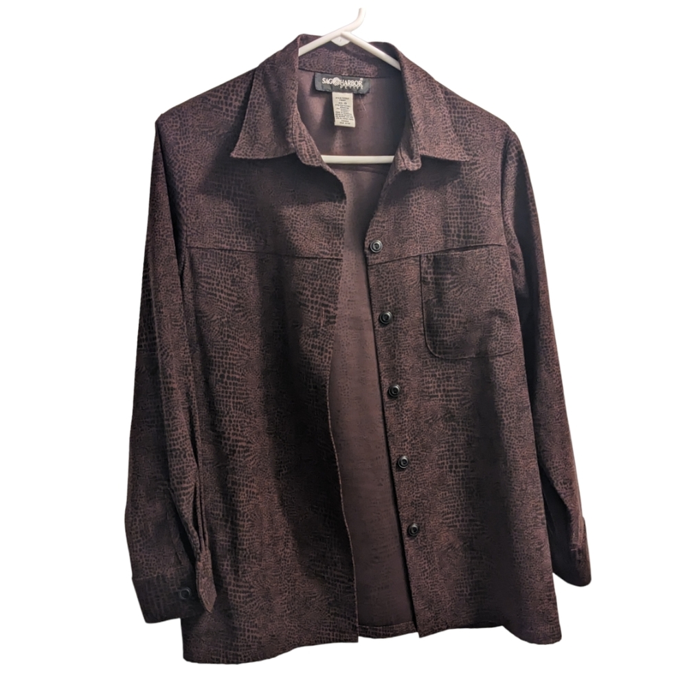 Sag Harbor Petite Animal Print Button Down Long Sleeve 10